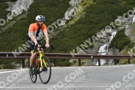 Photo #2768900 | 28-08-2022 11:54 | Passo Dello Stelvio - Waterfall curve BICYCLES