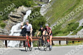 Photo #2242490 | 06-07-2022 10:21 | Passo Dello Stelvio - Waterfall curve BICYCLES