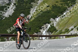Photo #2594388 | 11-08-2022 12:57 | Passo Dello Stelvio - Waterfall curve BICYCLES