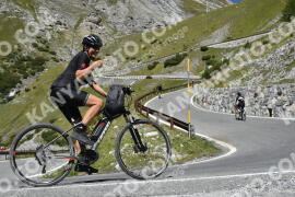 Photo #2730360 | 24-08-2022 12:48 | Passo Dello Stelvio - Waterfall curve BICYCLES