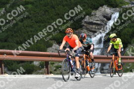 Photo #2306676 | 15-07-2022 10:03 | Passo Dello Stelvio - Waterfall curve BICYCLES