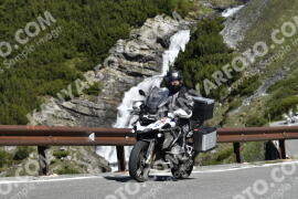 Photo #2111874 | 10-06-2022 09:50 | Passo Dello Stelvio - Waterfall curve