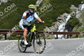 Photo #2137181 | 17-06-2022 11:00 | Passo Dello Stelvio - Waterfall curve BICYCLES