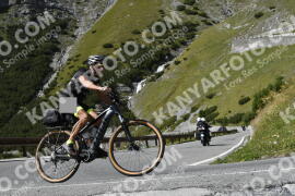 Photo #2744299 | 25-08-2022 15:09 | Passo Dello Stelvio - Waterfall curve BICYCLES
