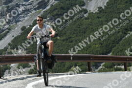 Photo #2171458 | 20-06-2022 15:14 | Passo Dello Stelvio - Waterfall curve BICYCLES