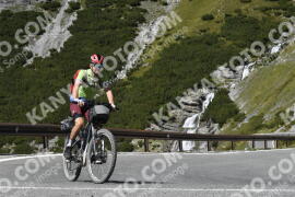 Photo #2742883 | 25-08-2022 13:06 | Passo Dello Stelvio - Waterfall curve BICYCLES