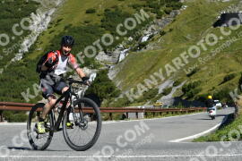 Photo #2620358 | 13-08-2022 09:58 | Passo Dello Stelvio - Waterfall curve BICYCLES