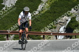 Photo #2336833 | 17-07-2022 10:19 | Passo Dello Stelvio - Waterfall curve BICYCLES