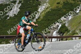 Photo #2530435 | 07-08-2022 11:45 | Passo Dello Stelvio - Waterfall curve BICYCLES