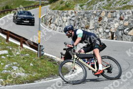 Photo #2433683 | 29-07-2022 12:58 | Passo Dello Stelvio - Waterfall curve BICYCLES
