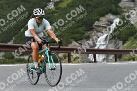 Photo #2364931 | 21-07-2022 12:06 | Passo Dello Stelvio - Waterfall curve BICYCLES