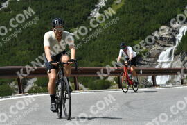 Photo #2379458 | 24-07-2022 13:43 | Passo Dello Stelvio - Waterfall curve BICYCLES