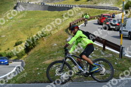 Foto #4068699 | 25-08-2023 10:31 | Passo Dello Stelvio - Waterfall Kehre BICYCLES
