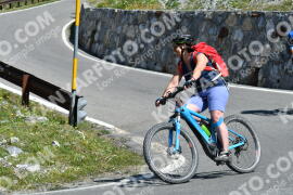 Photo #2352897 | 19-07-2022 11:23 | Passo Dello Stelvio - Waterfall curve BICYCLES