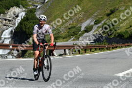Photo #2430616 | 29-07-2022 10:03 | Passo Dello Stelvio - Waterfall curve BICYCLES