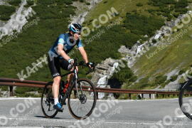 Photo #2666948 | 16-08-2022 10:19 | Passo Dello Stelvio - Waterfall curve BICYCLES