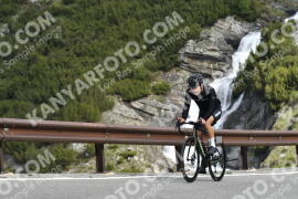 Photo #3123139 | 17-06-2023 09:17 | Passo Dello Stelvio - Waterfall curve BICYCLES