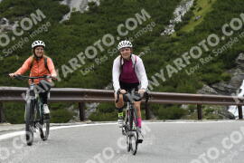 Fotó #3726977 | 05-08-2023 12:06 | Passo Dello Stelvio - Vízesés kanyar Bicajosok