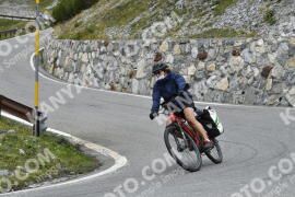 Fotó #2813197 | 04-09-2022 12:55 | Passo Dello Stelvio - Vízesés kanyar Bicajosok