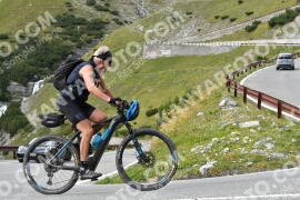Photo #2684010 | 17-08-2022 15:00 | Passo Dello Stelvio - Waterfall curve BICYCLES