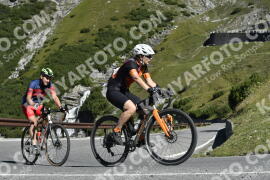 Foto #3815008 | 11-08-2023 10:09 | Passo Dello Stelvio - Waterfall Kehre BICYCLES