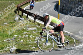 Fotó #2368680 | 22-07-2022 10:31 | Passo Dello Stelvio - Vízesés kanyar Bicajosok