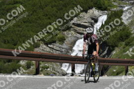 Photo #3541760 | 20-07-2023 11:31 | Passo Dello Stelvio - Waterfall curve BICYCLES