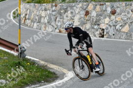Photo #2198726 | 26-06-2022 14:56 | Passo Dello Stelvio - Waterfall curve BICYCLES