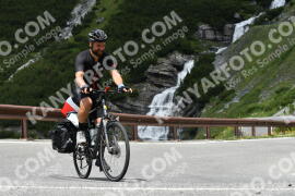 Photo #2205857 | 29-06-2022 12:38 | Passo Dello Stelvio - Waterfall curve BICYCLES