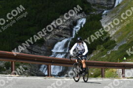 Photo #3885353 | 14-08-2023 13:07 | Passo Dello Stelvio - Waterfall curve BICYCLES