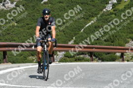 Photo #2412225 | 26-07-2022 10:10 | Passo Dello Stelvio - Waterfall curve BICYCLES