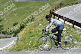 Photo #2354977 | 19-07-2022 11:37 | Passo Dello Stelvio - Waterfall curve BICYCLES