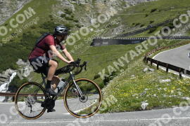 Fotó #3515684 | 17-07-2023 10:45 | Passo Dello Stelvio - Vízesés kanyar Bicajosok
