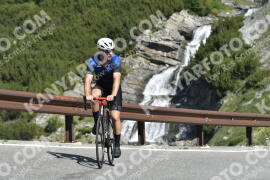 Foto #3432779 | 11-07-2023 10:09 | Passo Dello Stelvio - Waterfall Kehre BICYCLES