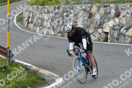 Fotó #2206117 | 29-06-2022 14:09 | Passo Dello Stelvio - Vízesés kanyar Bicajosok