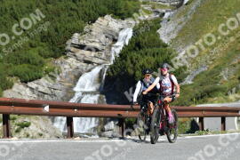Photo #2620414 | 13-08-2022 10:00 | Passo Dello Stelvio - Waterfall curve BICYCLES