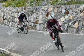 Photo #2206098 | 29-06-2022 14:05 | Passo Dello Stelvio - Waterfall curve BICYCLES