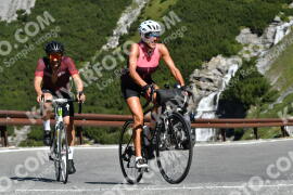 Photo #2336484 | 17-07-2022 10:08 | Passo Dello Stelvio - Waterfall curve BICYCLES