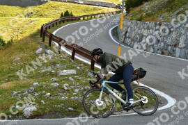 Fotó #4049457 | 24-08-2023 09:36 | Passo Dello Stelvio - Vízesés kanyar Bicajosok