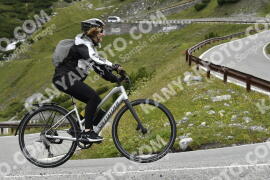 Foto #3705870 | 02-08-2023 10:32 | Passo Dello Stelvio - Waterfall Kehre BICYCLES