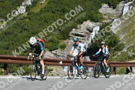 Photo #2621688 | 13-08-2022 10:20 | Passo Dello Stelvio - Waterfall curve BICYCLES