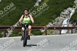 Photo #2432240 | 29-07-2022 11:57 | Passo Dello Stelvio - Waterfall curve BICYCLES