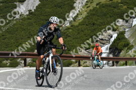 Photo #2137165 | 17-06-2022 11:00 | Passo Dello Stelvio - Waterfall curve BICYCLES