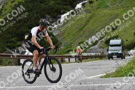 Photo #2205624 | 29-06-2022 11:13 | Passo Dello Stelvio - Waterfall curve BICYCLES