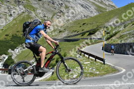 Photo #2319612 | 16-07-2022 10:45 | Passo Dello Stelvio - Waterfall curve BICYCLES