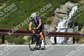 Foto #4246620 | 11-09-2023 11:05 | Passo Dello Stelvio - Waterfall Kehre BICYCLES