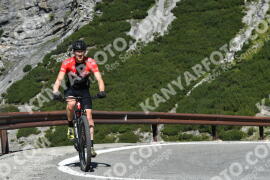 Foto #2514148 | 05-08-2022 10:45 | Passo Dello Stelvio - Waterfall Kehre BICYCLES