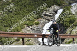 Photo #2092578 | 05-06-2022 09:18 | Passo Dello Stelvio - Waterfall curve BICYCLES