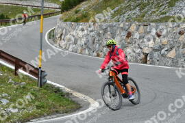Photo #2683572 | 17-08-2022 13:31 | Passo Dello Stelvio - Waterfall curve BICYCLES