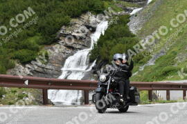Photo #2206111 | 29-06-2022 11:51 | Passo Dello Stelvio - Waterfall curve